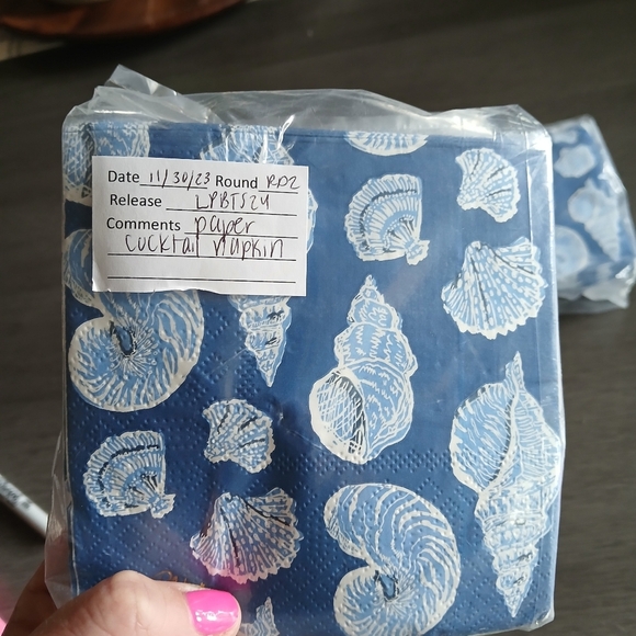 Lilly Pultzier Napkins Set Of 2 100 Nwt - Picture 2 of 2